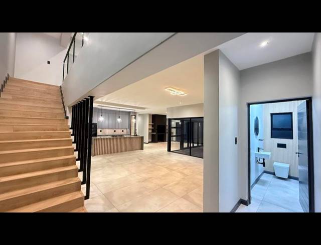 4 BEDROOM HOUSE FOR SALE IN FOUNTAINBROOK ESTATE